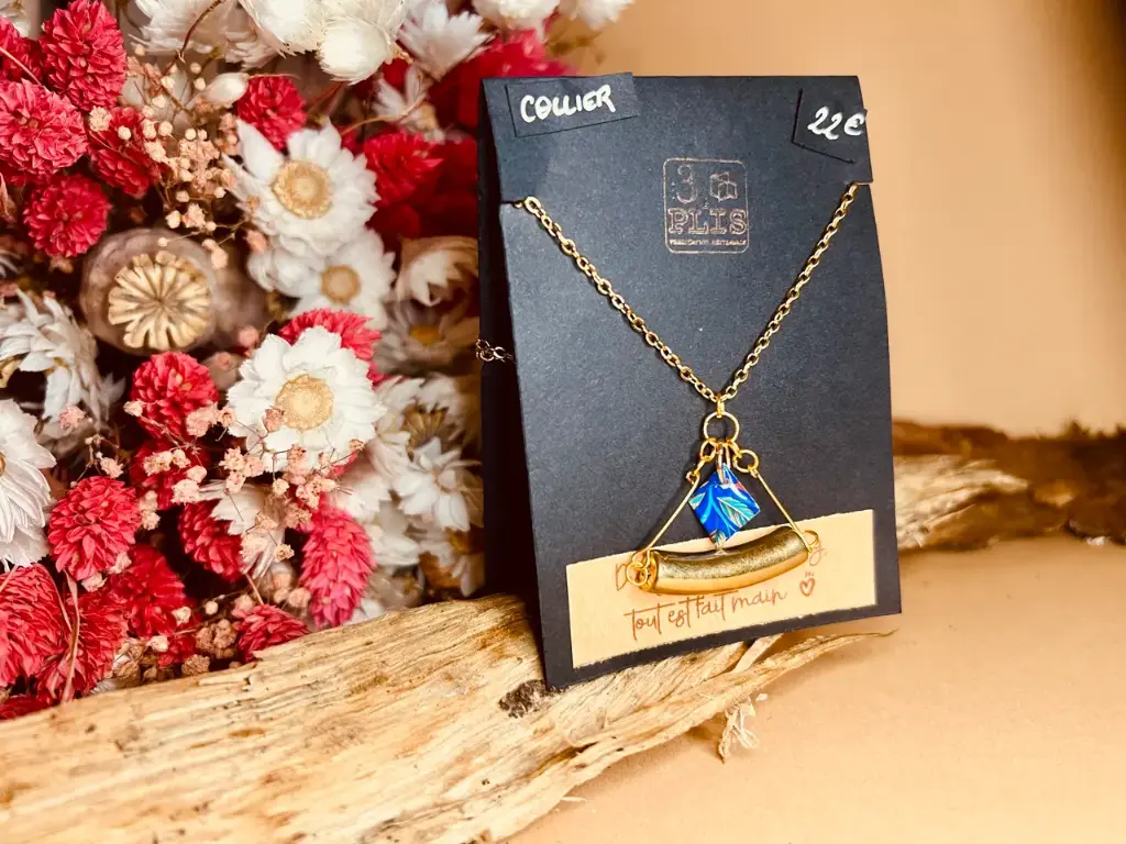 Collier "doré & losange bleu"